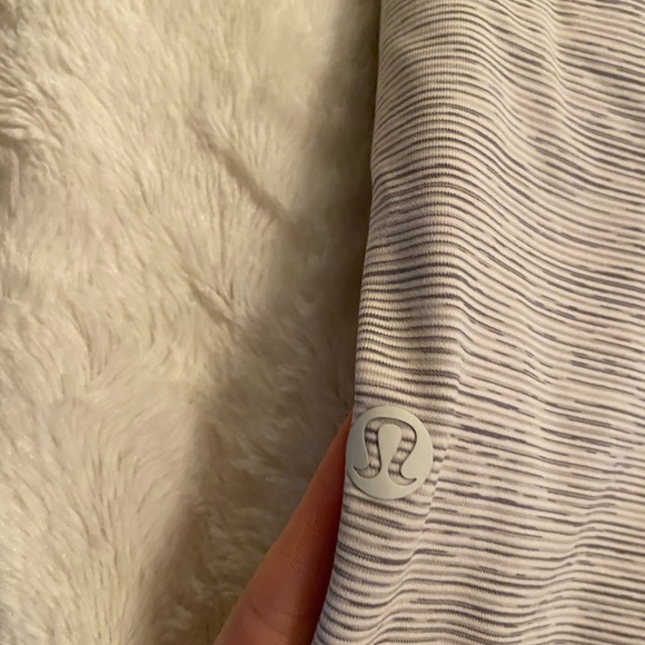 Lulu shorts - Picture 3 of 4